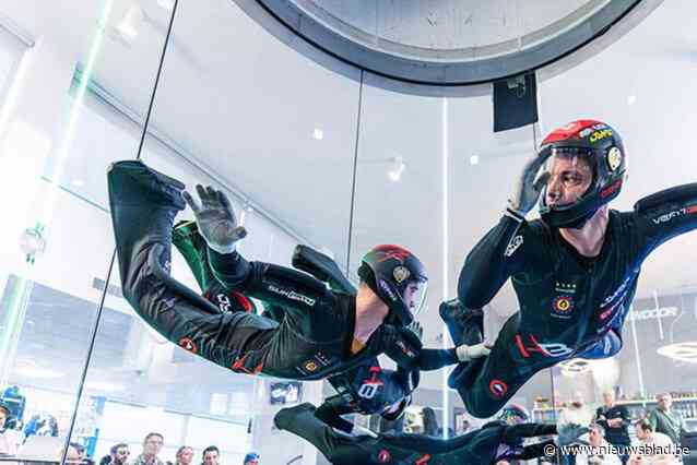 Neal (26) is professionele valschermspringer: “Het enige wat we moeten doen is elke dag trainen om beter te worden”