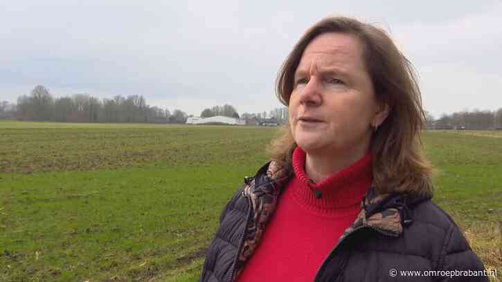 Enorm zonnepark in klein dorp, bezwaren van tafel geveegd