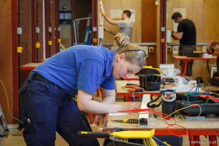 NICEIC highlights value of apprenticeships