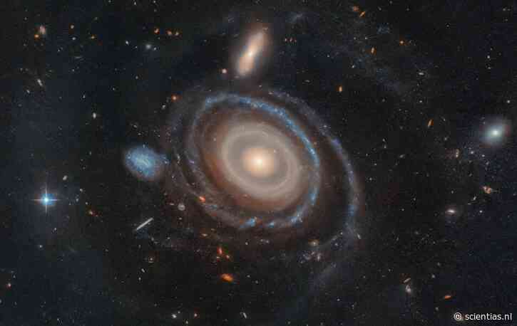 Bullseye! Hubble legt verbluffend sterrenstelsel met negen indrukwekkende ringen vast