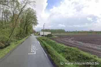 Bromfietser (17) kritiek na botsing met wagen in Jabbeke