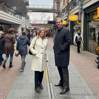 Commissaris van de Koning Wouter Kollf op bezoek in Papendrecht