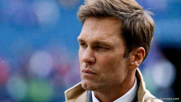Tom Brady speaks glowingly of his parents, gives advice on facing challenges