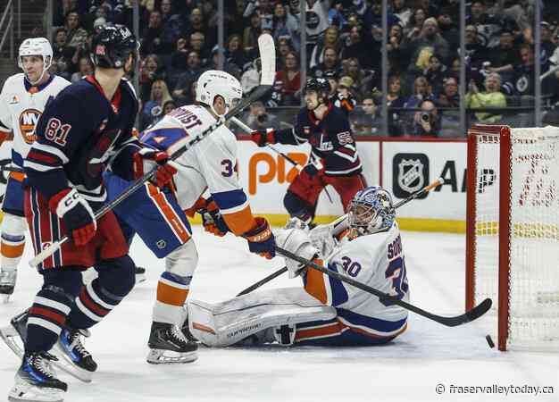 Gabriel Vilardi leads as Jets fend off Islanders 4-3 for eighth-straight win