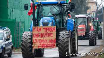 Trattori in protesta a Roma, 23 mezzi arrivati in città