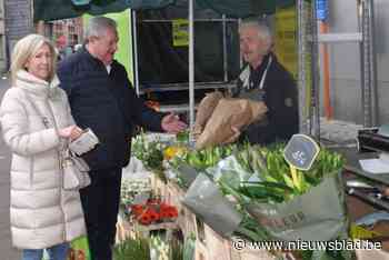 Kramers en bezoekers willen meer animo op zaterdagmarkt: “Extra impulsen hoeven geen bom geld te kosten”