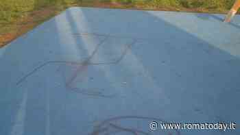 Svastiche e bestemmie nel parco giochi di Roma inaugurato cinque mesi fa