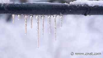 The Best Smart Home Gadgets to Keep Your Home Pipes From Freezing