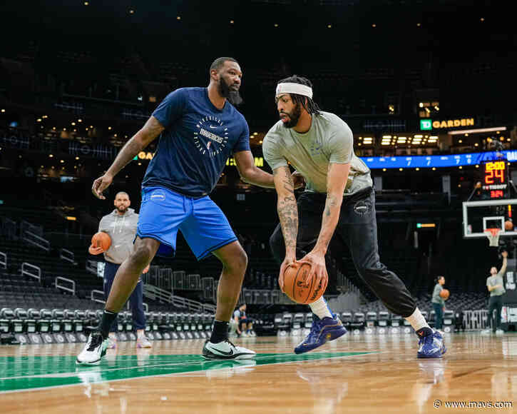 Anthony Davis makes his Mavs debut against Houston