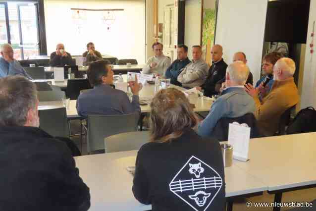 Panelgesprek met schapenhouders over wolven levert verrassende info op: “Noord-Antwerpen geen interessant gebied voor wolven en ook raven vallen schapen aan”