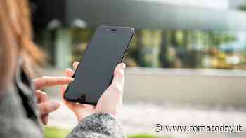 Lei lo lascia, lui pubblica i loro video hot e le lancia molotov contro casa. L'incubo di Elena