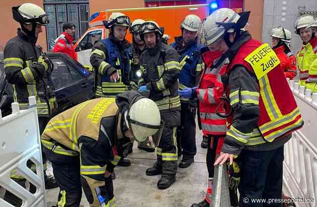 FW-EN: Wetter - Feuerwehr Wetter (Ruhr) führt realistische Übungen am Institut der Feuerwehr durch