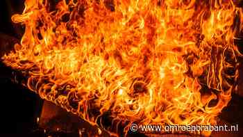 112-nieuws: auto crasht bij Nuenen • bankje in brand