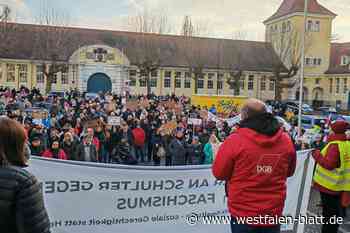500 Teilnehmer kommen zur Kundgebung gegen Faschismus in Herford