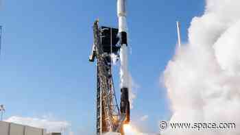 SpaceX launches 21 Starlink satellites from Florida (video)