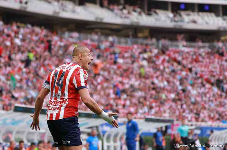 Chicharito arremete contra Chivas en redes sociales ¿por falta de oportunidad?