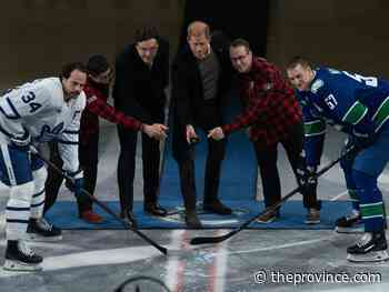 Prince Harry drops puck ahead of Maple Leafs-Canucks game