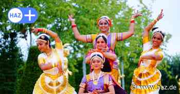 Yoga im Maschpark und ein Holi-Festival: So feiert der Indische Verein Hannover seinen Geburtstag