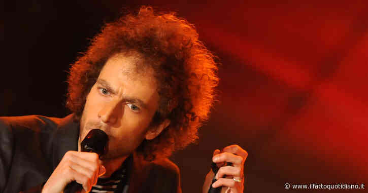 “Ho combinato sempre dei gran casini. Al primo disco mi dissero ‘Sei finito'”: Tricarico 25 anni dopo “Io sono Francesco”