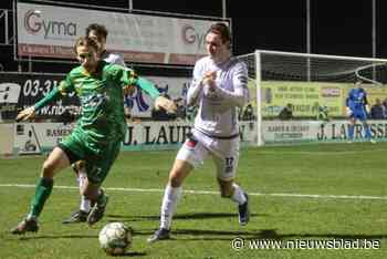 Vertrekker Nikas Jochems helpt gehavend Zwarte Leeuw aan felbevochten zege tegen Sint-Lenaarts: “Zalig om mijn laatste derby winnend te kunnen afsluiten”