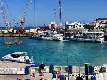 Magnitude 7.6 earthquake strikes in the western Caribbean
