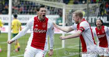 Dat Ajax de koppositie pakte, kwam volledig op het conto van Weghorst: ‘Wout is een gamechanger’
