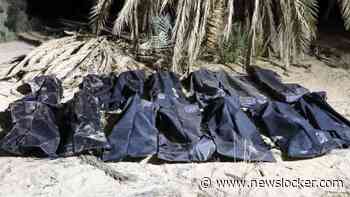 Tientallen lichamen van migranten gevonden bij onderzoek mensenhandel in Libië