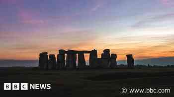 Wiltshire in Pics: Valentines and a photo mystery