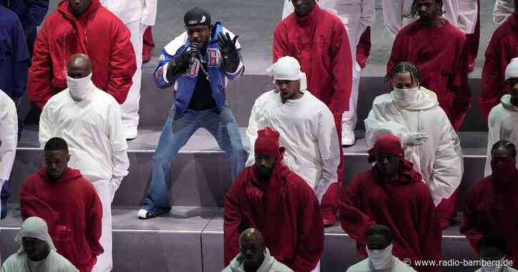 Kendrick Lamar elektrisiert mit Halbzeitshow beim Super Bowl