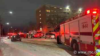 Winnipeg firefighters battle blaze at Lord Selkirk Park neighbourhood Sunday