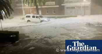 Storm brings hail to Harden in NSW – video