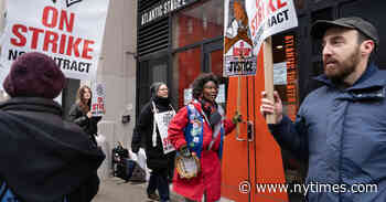 As Off Broadway Crews Unionize, Workers See Hope, Producers Peril