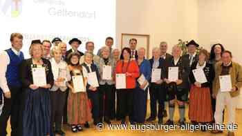 Beim Geltendorfer Neujahrsempfang regnet es Medaillen und Ehrennadeln