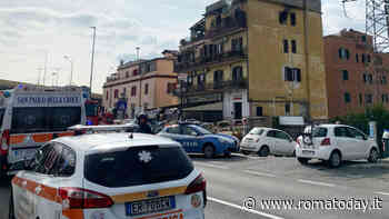 Donna muore nell'incendio di un appartamento su via Flaminia