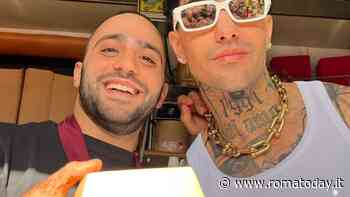 Tony Effe e Chef Ruben insieme a Sanremo: maritozzi e polpette per "Damme da magnà"