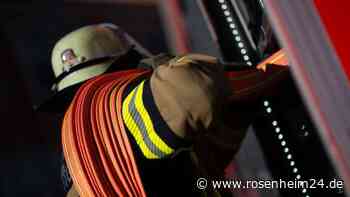 Mann stirbt bei Wohnungsbrand in Niederbayern am Montagmittag