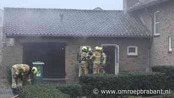 112-nieuws: veel rook bij brandend huis • elektrische wagen in de as