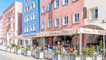 Eiscafé Venezia: Frischer Wind für die Terrasse am Mühldorfer Stadtplatz