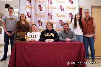 Billy McCool of Big Horn Signs with Valparaiso for Football