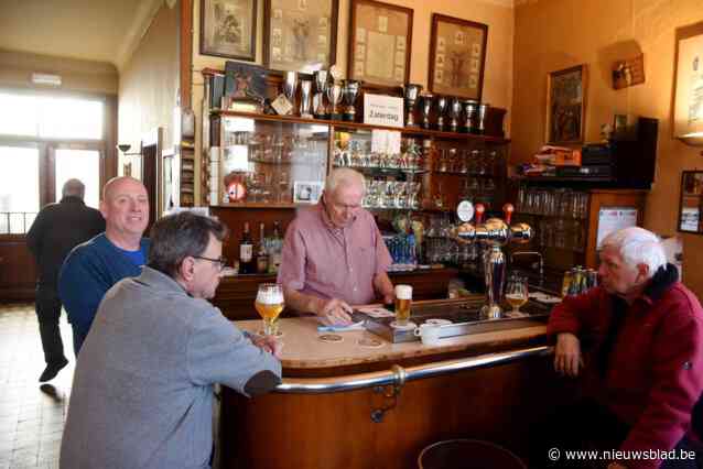 Volkscafé De Veldduif in Deurne dreigt te verdwijnen: “Geïnteresseerde koper wil café omvormen tot woning”