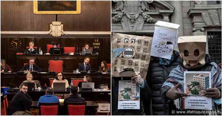 Sul Salva Milano il centrosinistra si spacca in Comune. Contestazione fuori da Palazzo Marino: “Salviamo l’Italia dal cemento”