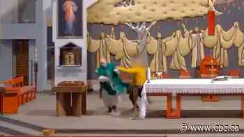 No one hurt during knife attack on pastor at Winnipeg church, police say