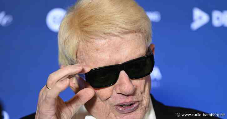 Heino orientiert sich an Heesters – bis 104 auf Bühne stehen