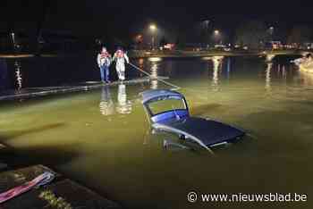Bestuurder volgt gps iets te letterlijk en rijdt in vijver in Tongeren: man komt er met de schrik vanaf