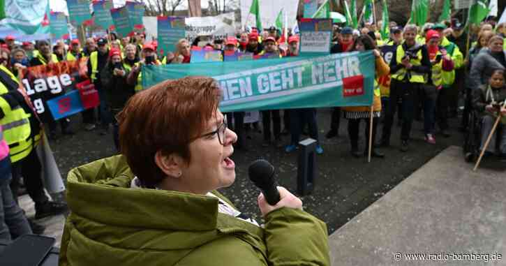 Warnstreik-Eskalation könnte Reisende treffen