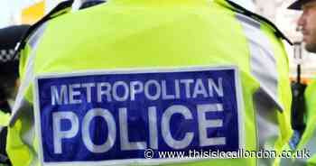 'Knives and stolen goods' found in police raid on Lewisham pub