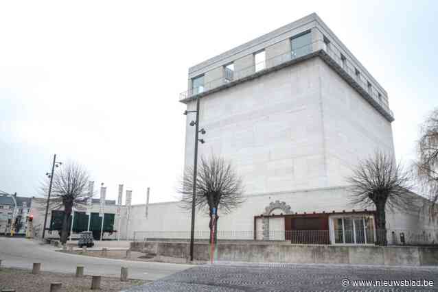 Man (45) krijgt messteek in de buik bij schermutseling op straat: rechtbank oordeelt dat er een geen sprake is van poging tot doodslag