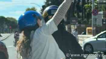 I furti di caschi dai motorini in sharing. A Roma mille indagati per ricettazione e riciclaggio