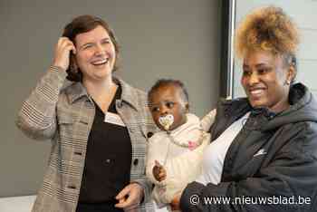 Twee Vooruit-ministers lanceren zorgprogramma voor kwetsbare moeders: “Gebaseerd op Turnhouts project Sterke Start”