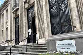 Duo slaat en schopt man in elkaar zonder aanleiding